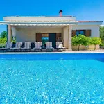Mia With Heated Pool, Billiards And Large Garden - By Ta Leut Agency Privlaka (Zadar)