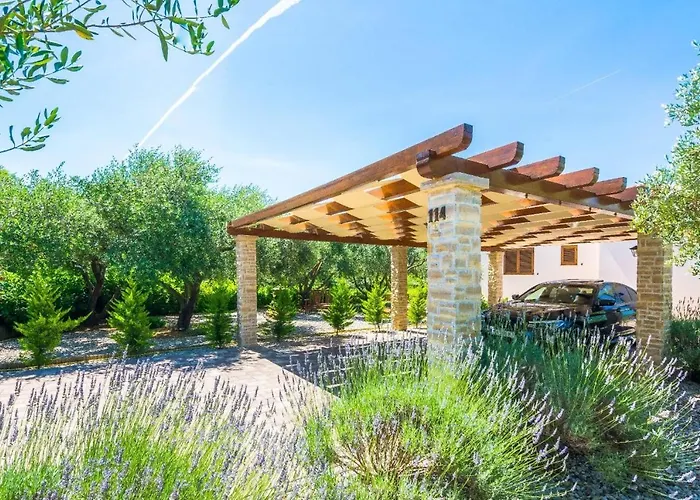 Mia With Heated Pool, Billiards And Large Garden - By Ta Leut Agency Villa