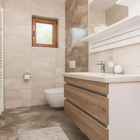 Mia With Heated Pool, Billiards And Large Garden - By Ta Leut Agency Вилла *